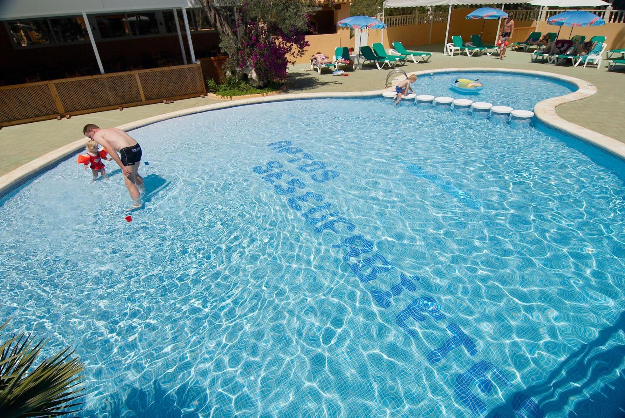 Ses Eufabietes Apartments & Restaurant Platja de Migjorn Zewnętrze zdjęcie