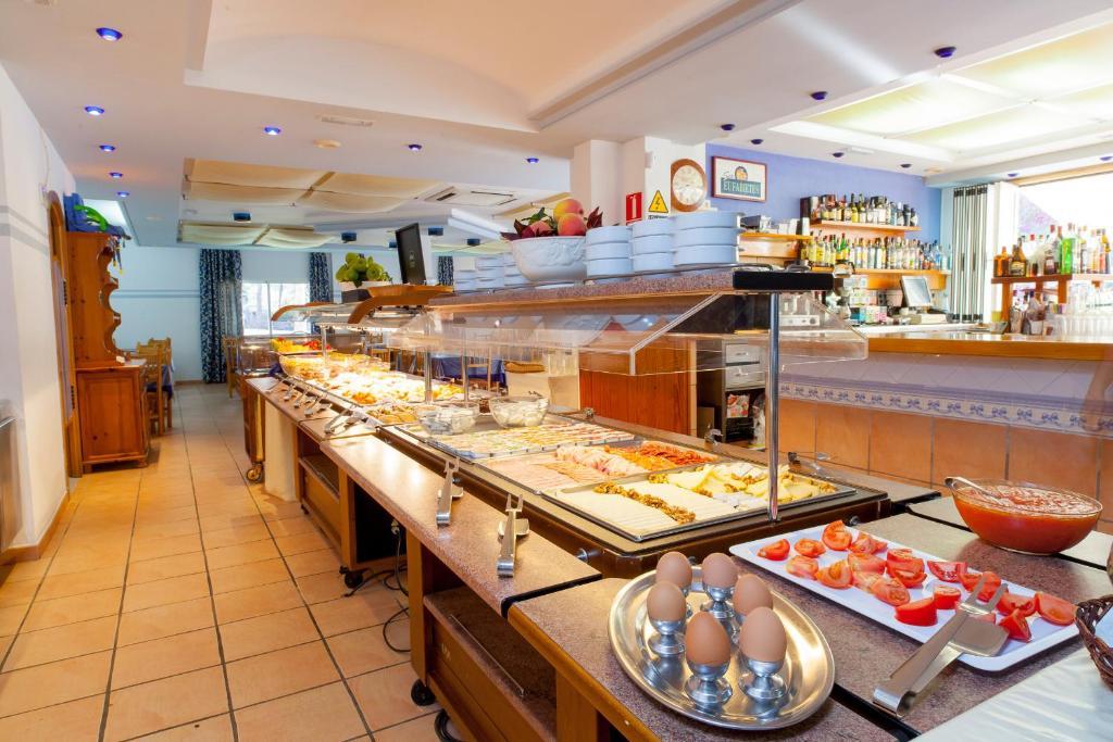 Ses Eufabietes Apartments & Restaurant Platja de Migjorn Zewnętrze zdjęcie