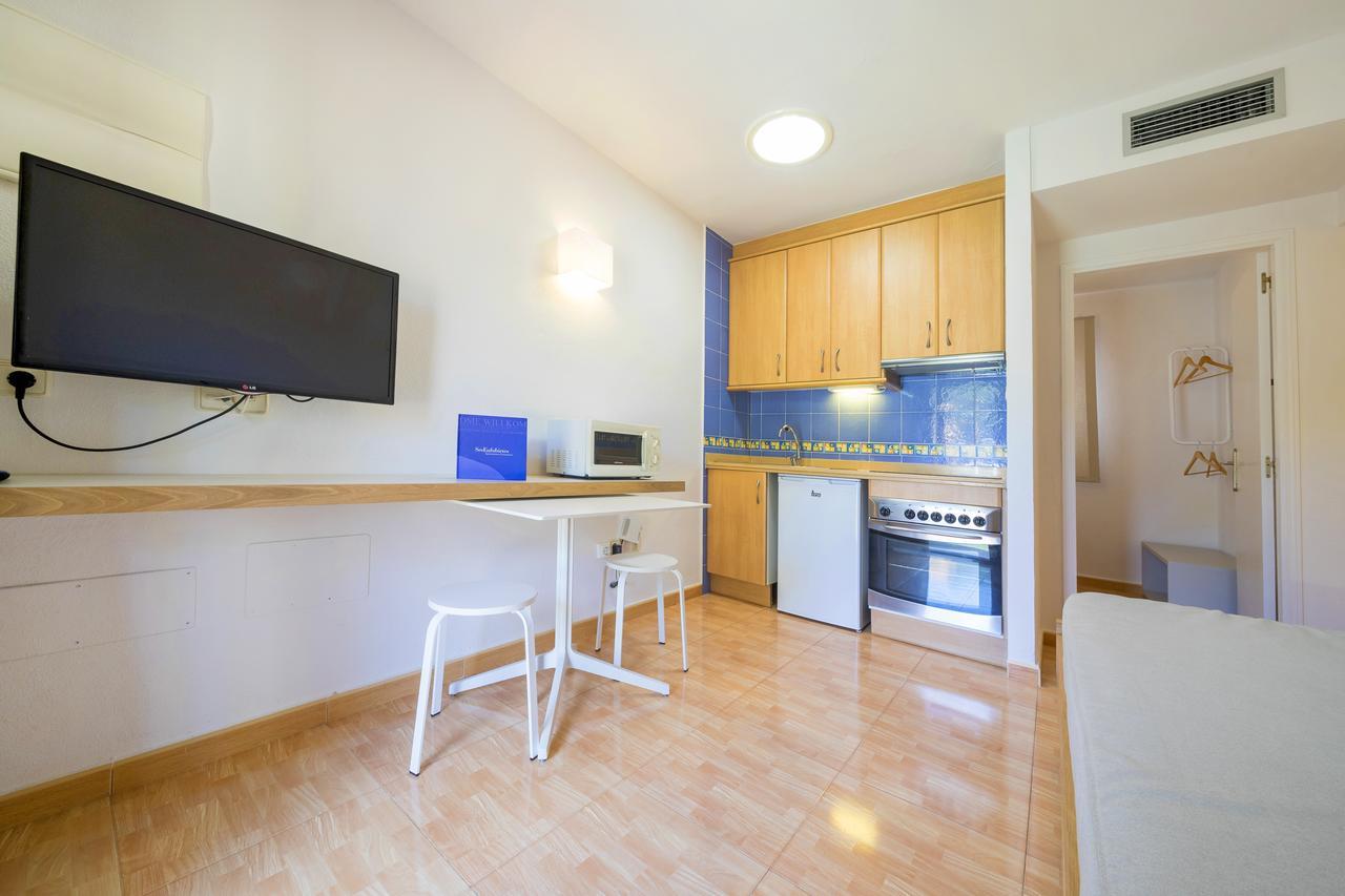 Ses Eufabietes Apartments & Restaurant Platja de Migjorn Zewnętrze zdjęcie
