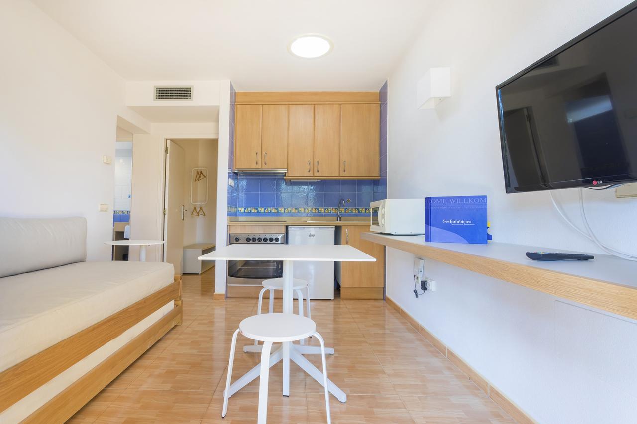 Ses Eufabietes Apartments & Restaurant Platja de Migjorn Zewnętrze zdjęcie
